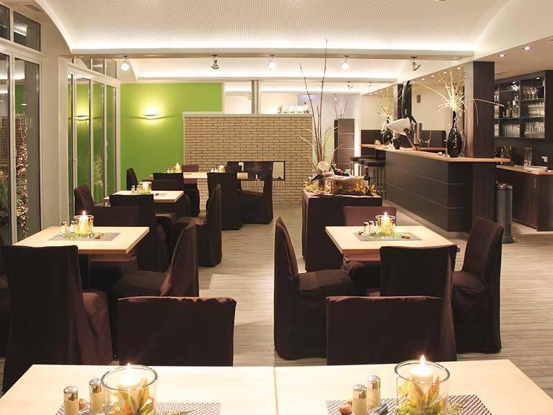 Ju52 Restaurant Hotel Lounge Arnsberg Exteriör bild